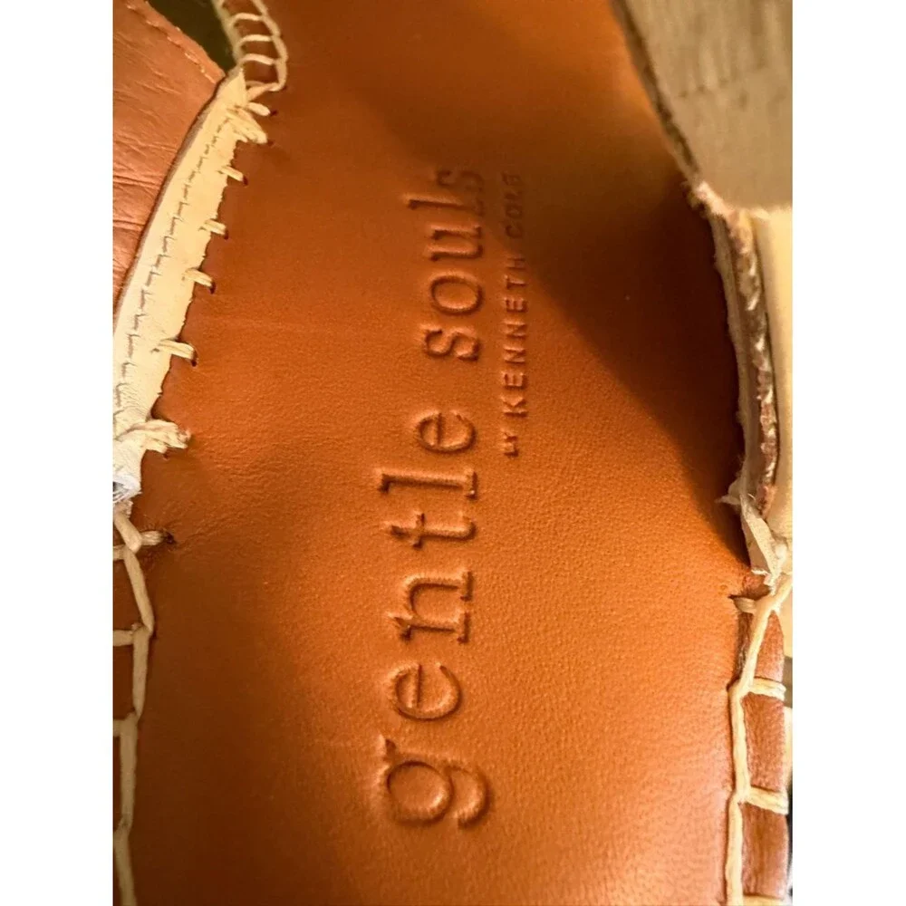 NIB Gentle Souls‎ by Kenneth Cole Women's Elyssa Wedge Sandal Rose - Size 8.5